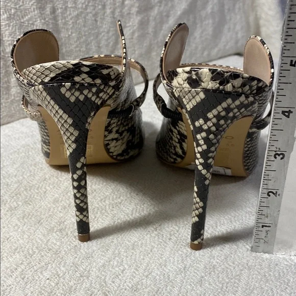 Aldo Snakeskin Patterned Black and Cream Heels with Stiletto Design Chic City - Picture 4 of 12